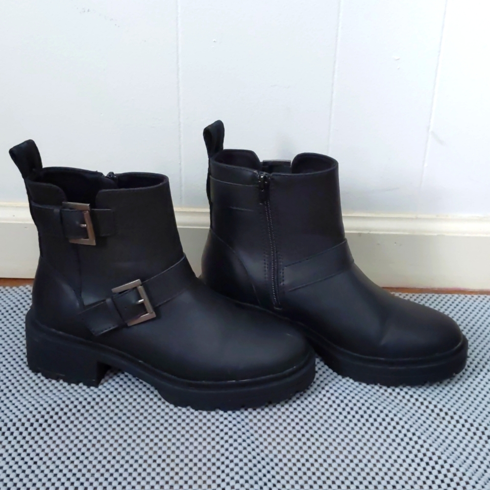 Rocket Dog Boots